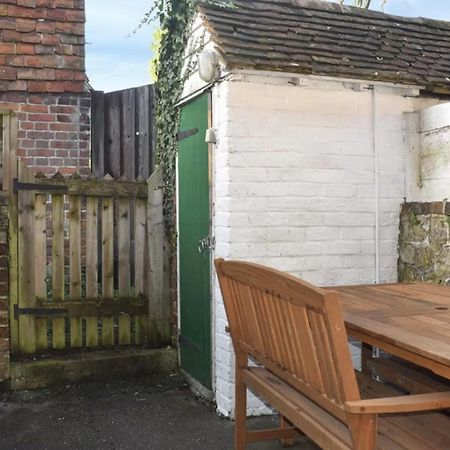 Beautiful Renovated Cottage In Mersham Ashford Kent ภายนอก รูปภาพ