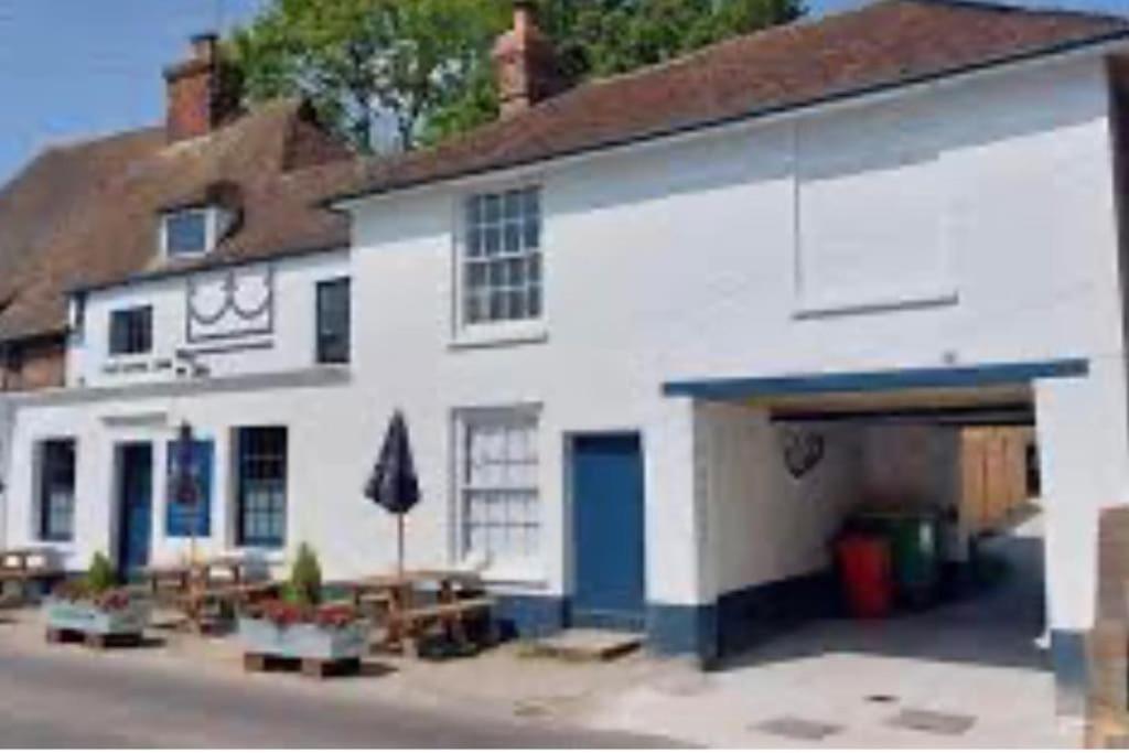 Beautiful Renovated Cottage In Mersham Ashford Kent ภายนอก รูปภาพ